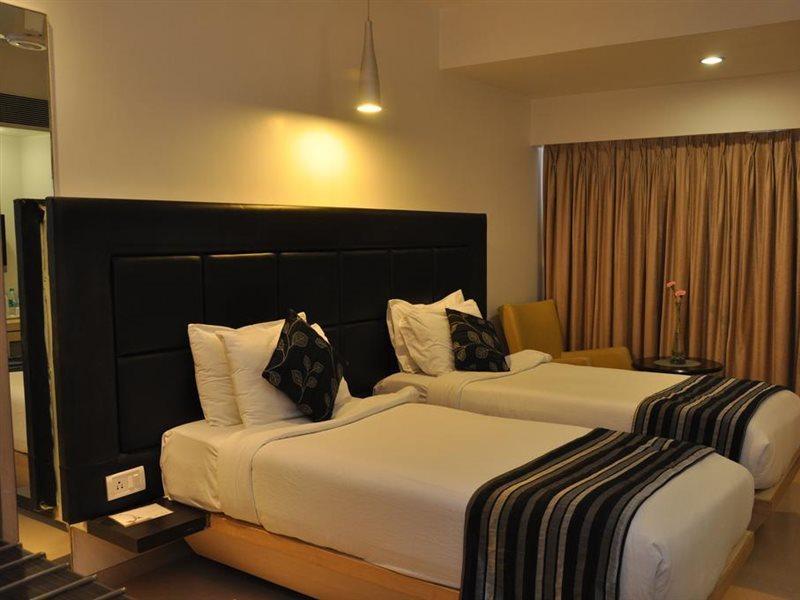 Hotel The Oriental Residency Mumbai Exterior foto